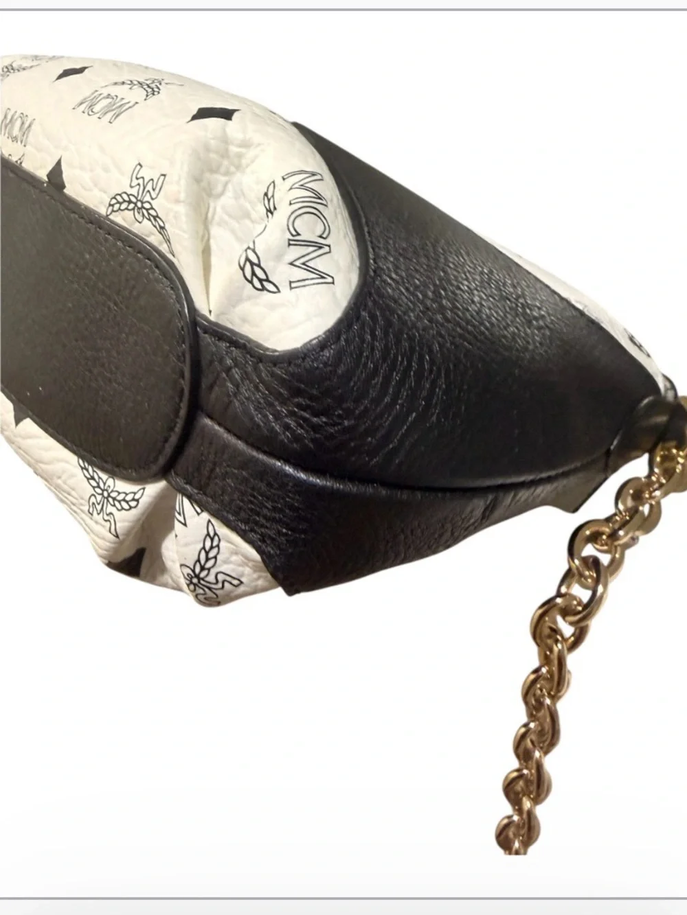 MCM Black and White Logo Leather Shoulder Bag with Gold Chain-Preowned